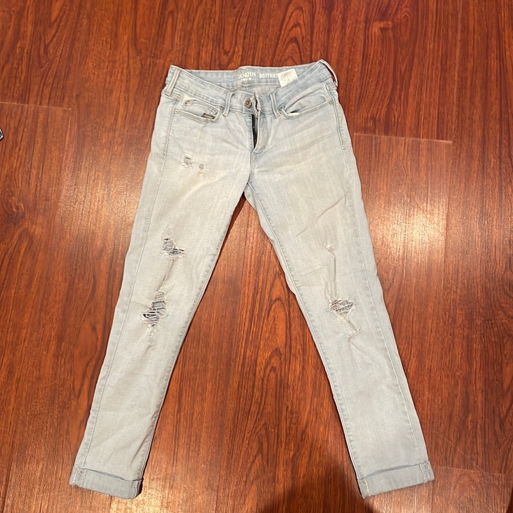 Levi’s Light Wash Skinny Jeans